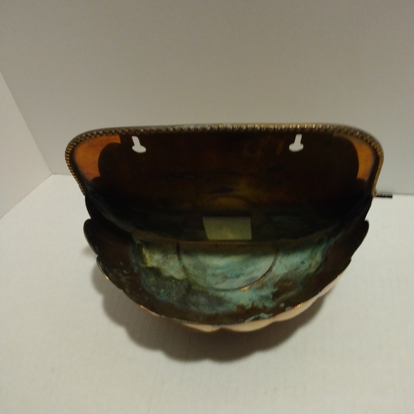 Vtg brass wall pocket. - Picture 3 of 4